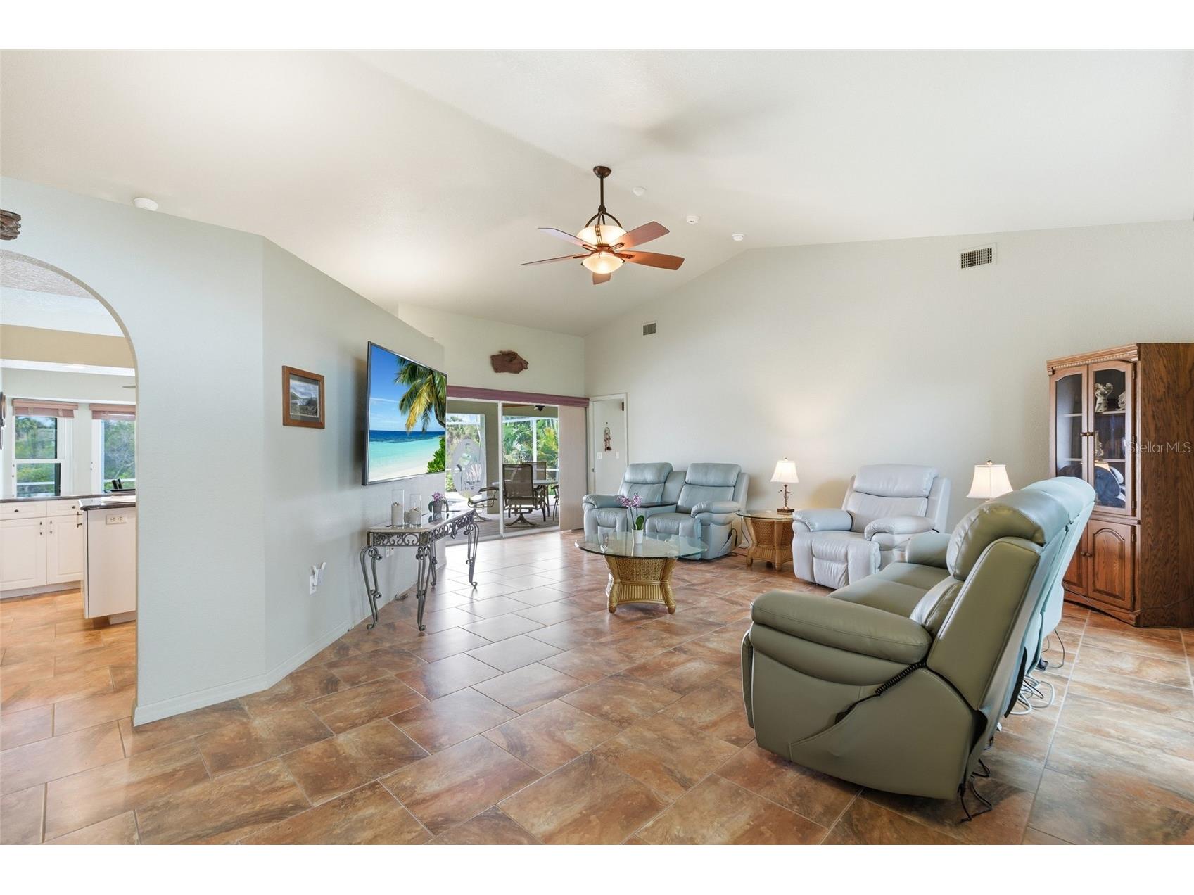 2698 Lake View Boulevard Port Charlotte FL 33948 - LITTLE ALLIGATOR CREEK C7523620 image7