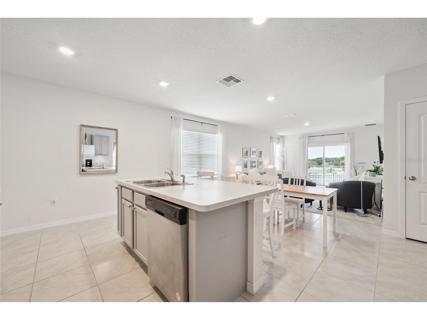 2698 Rowan Street Tavares FL 32778 O6415965 image8
