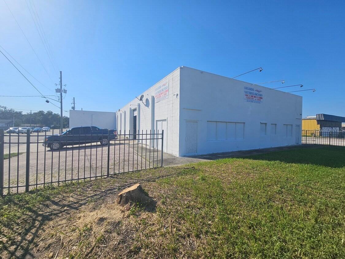 2698 S Orange Blossom Trail Orlando FL 32805 O6404055 image2