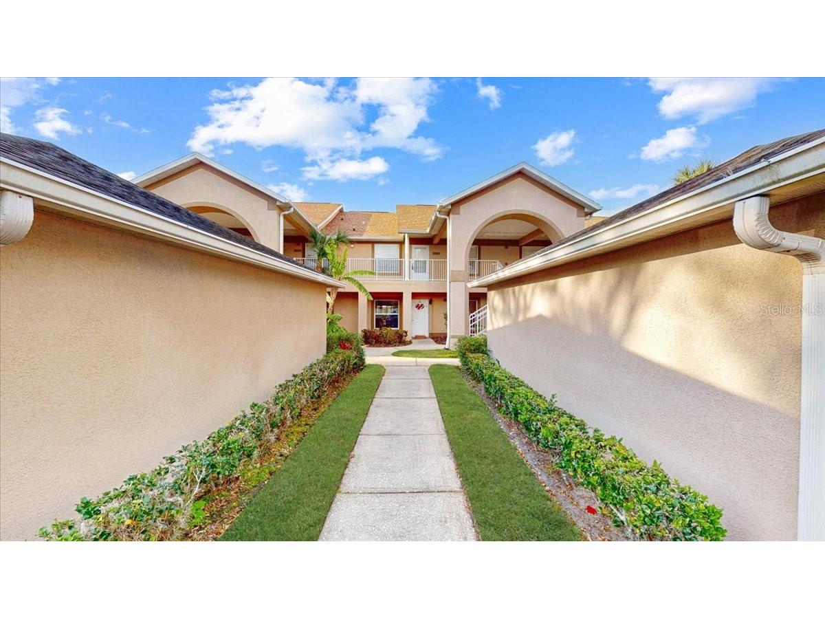 2699 Emerald Lake Court Kissimmee FL 34744 S5099190 image1