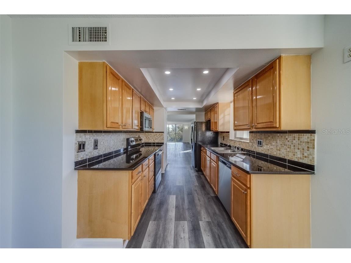 2699 Seville Boulevard #303 Clearwater FL 33764 TB8314872 image10