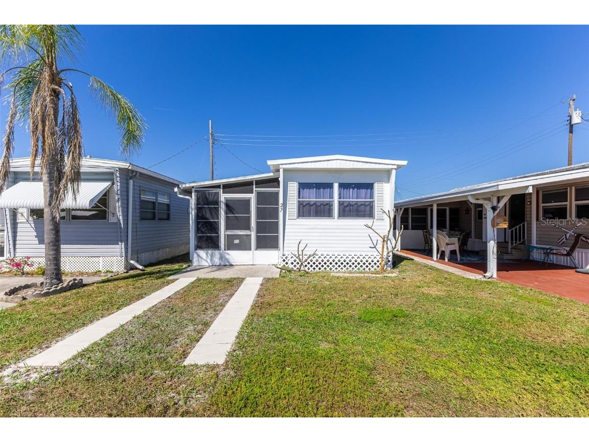27 3rd Street Punta Gorda FL 33982 C7497633 image1
