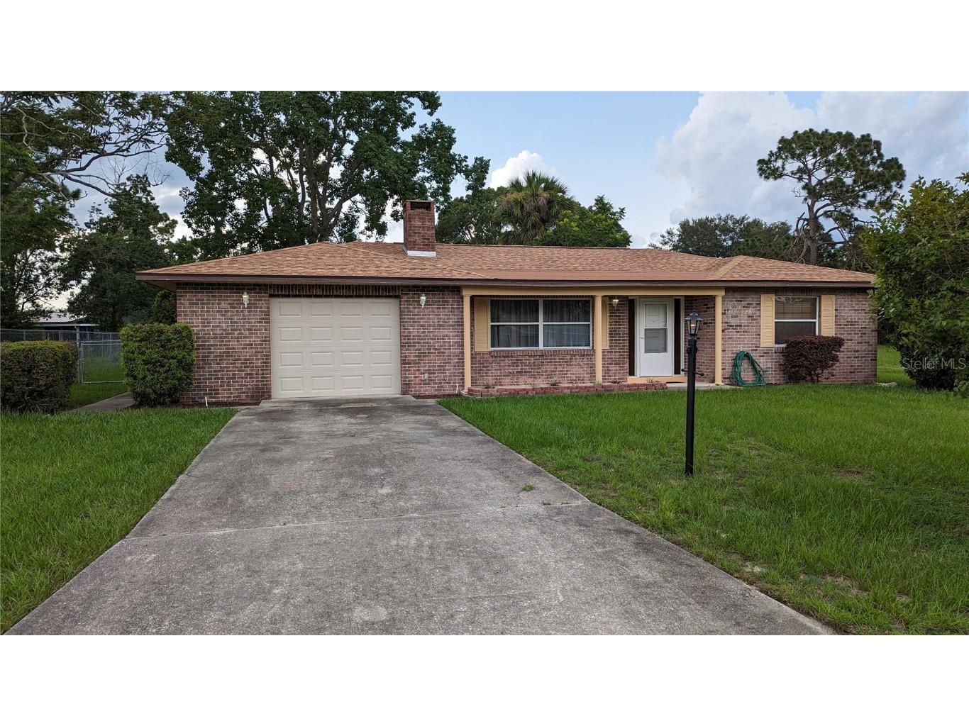 27 Bahia Loop Ocala FL 34472 OM661556 image1