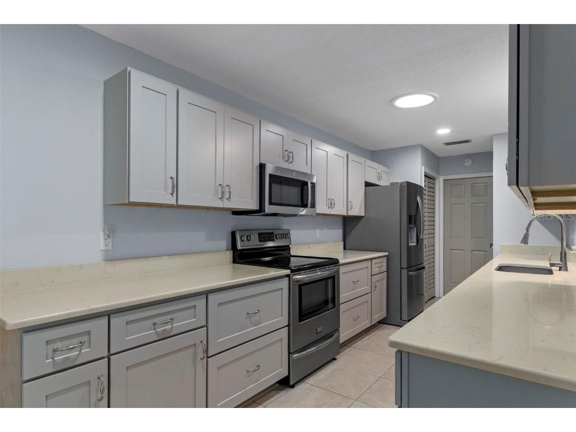 27 Beverly Court Homosassa FL 34446 OM713327 image12