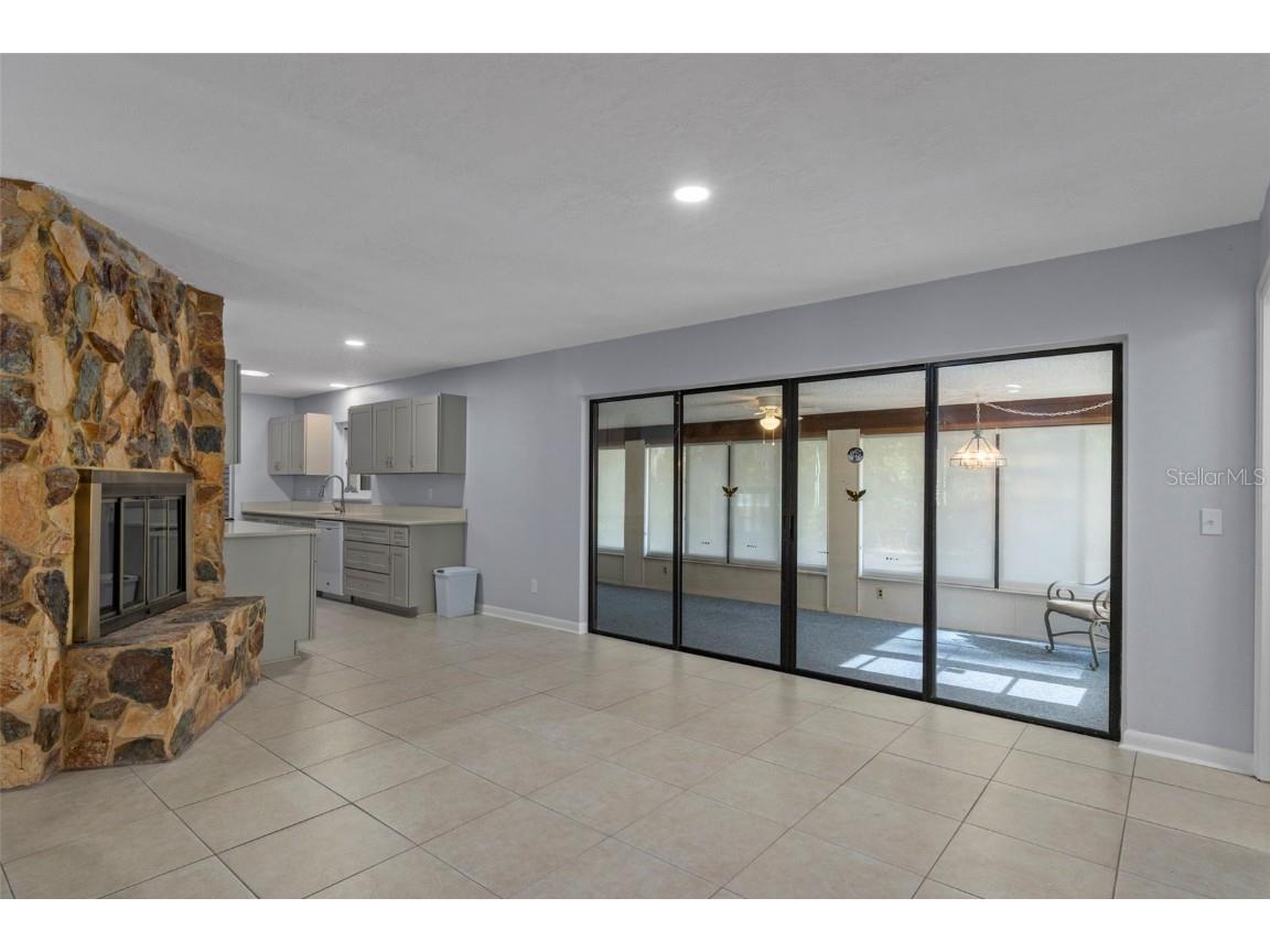 27 Beverly Court Homosassa FL 34446 OM713327 image8