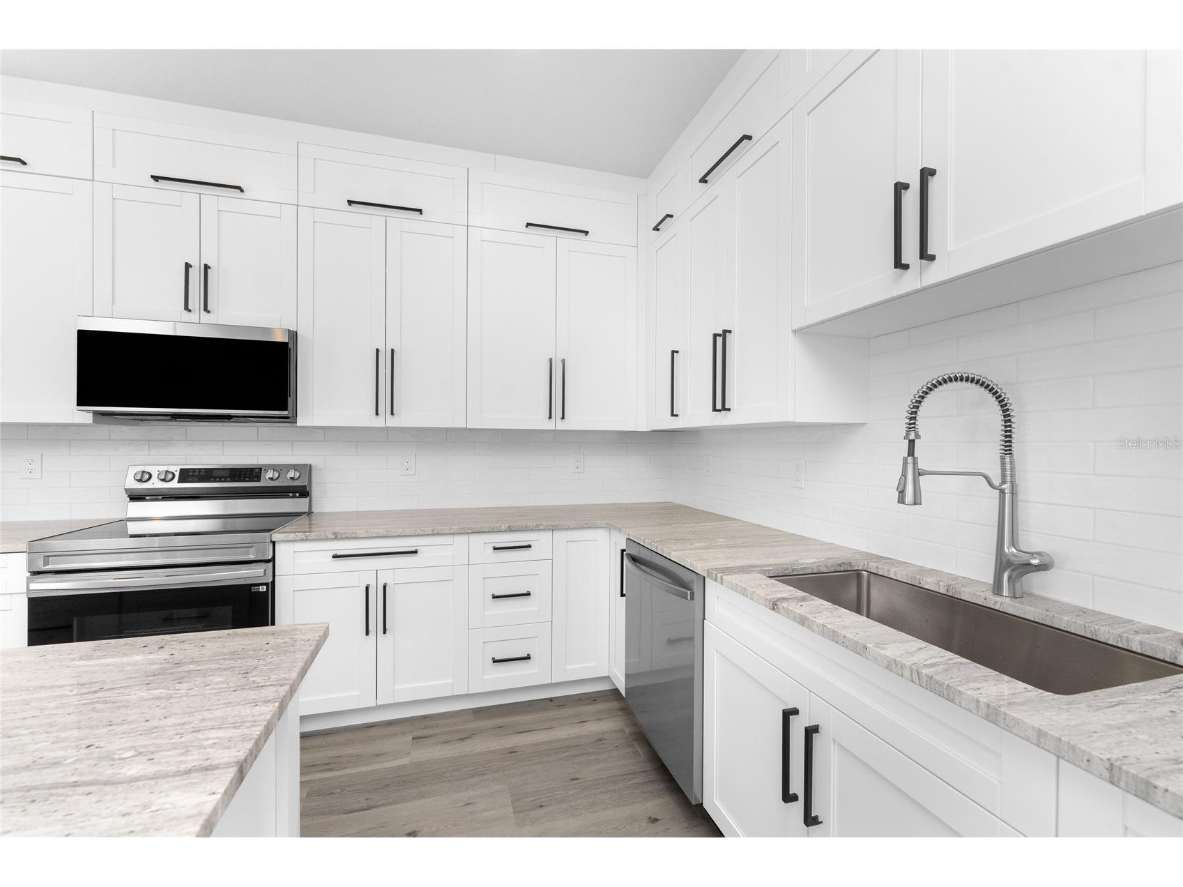 27 Bunker Court Rotonda West FL 33947 D6145506 image16