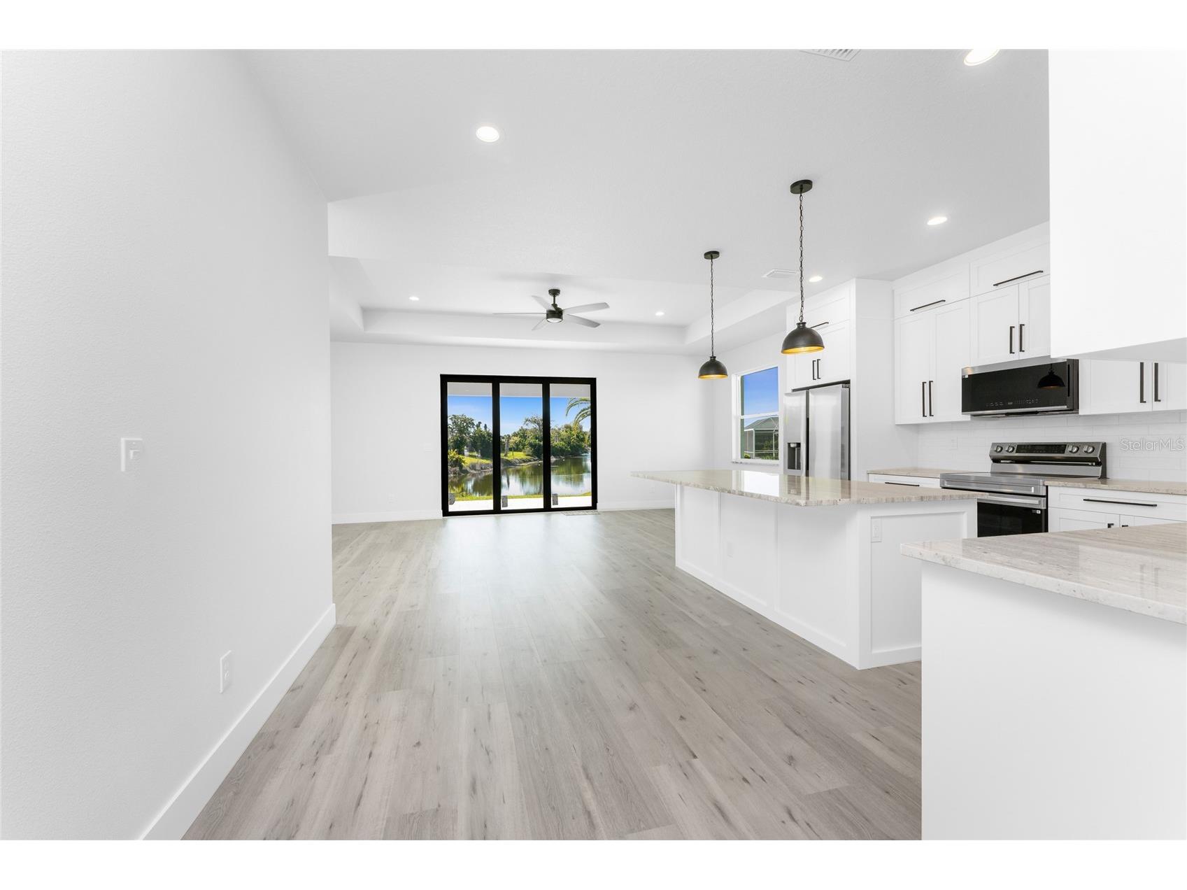 27 Bunker Court Rotonda West FL 33947 D6145506 image3