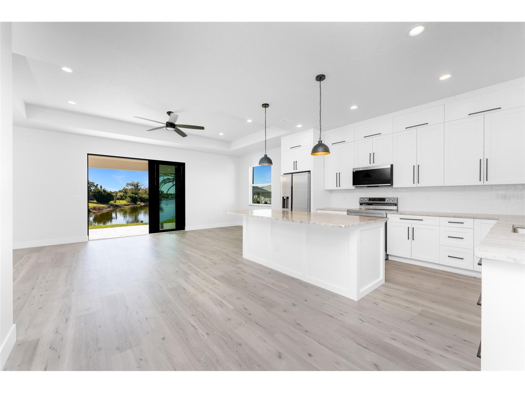 27 Bunker Court Rotonda West FL 33947 D6145506 image4