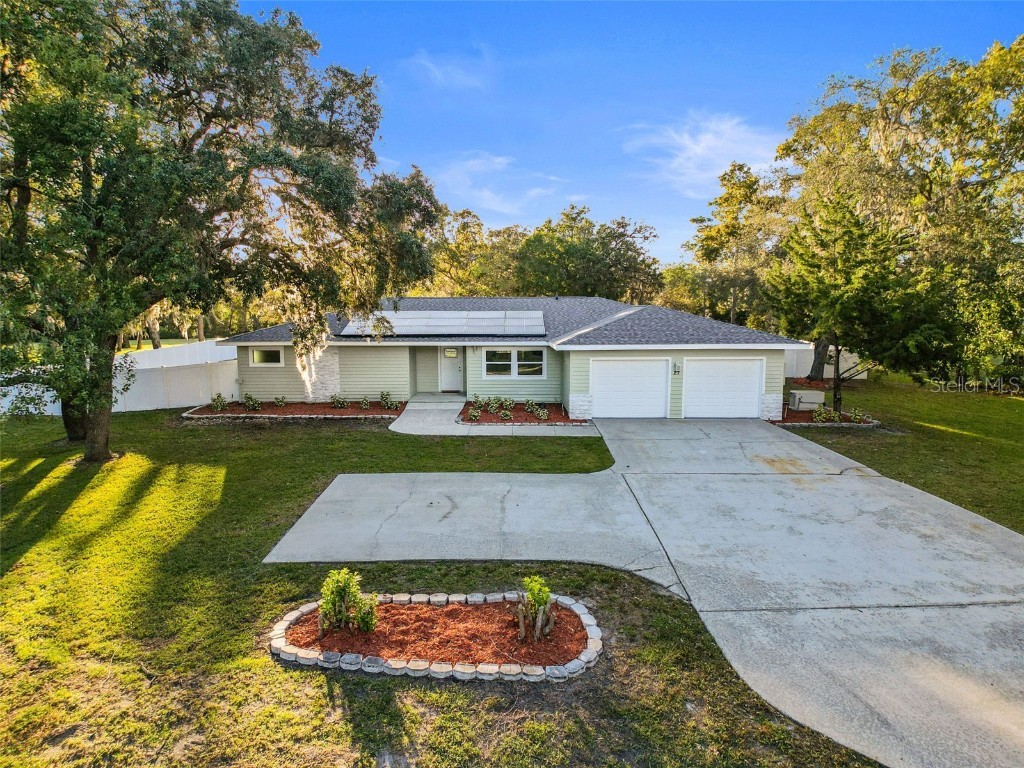27 Douglas Street Homosassa FL 34446 W7869180 image1