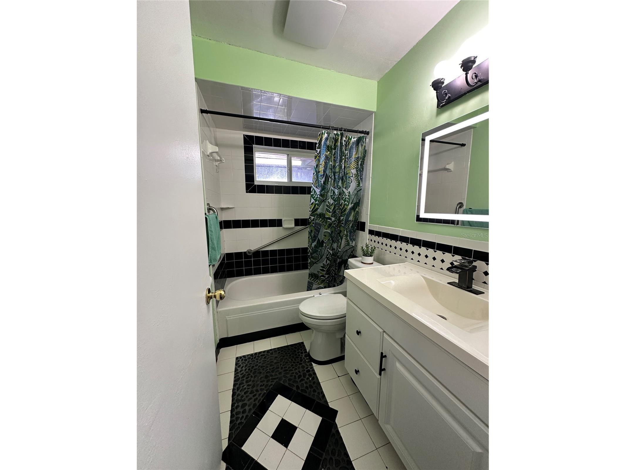 27 Farmbrook Lane Palm Coast FL 32137 A4688371 image8