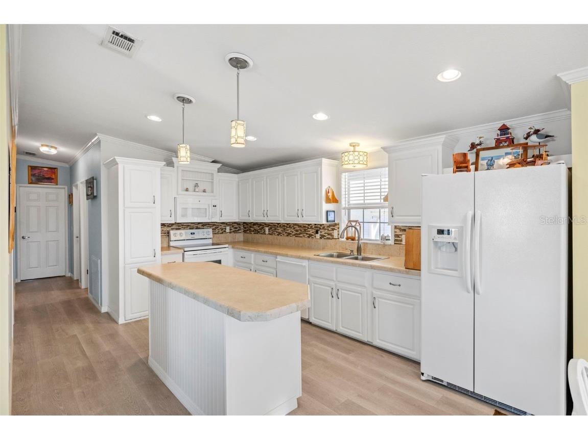 27 Freeman Avenue Punta Gorda FL 33950 C7511990 image12