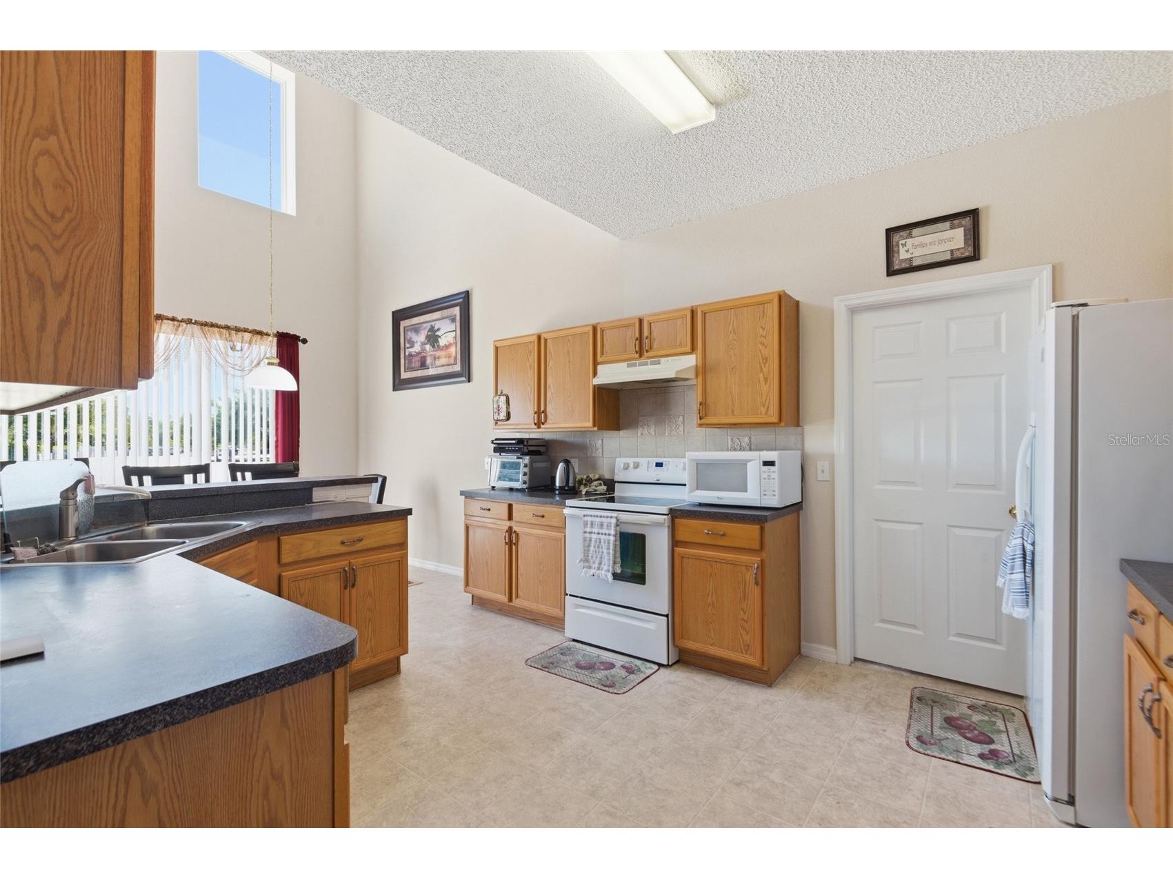 27 Inconnu Drive Kissimmee FL 34759 TB8502038 image11