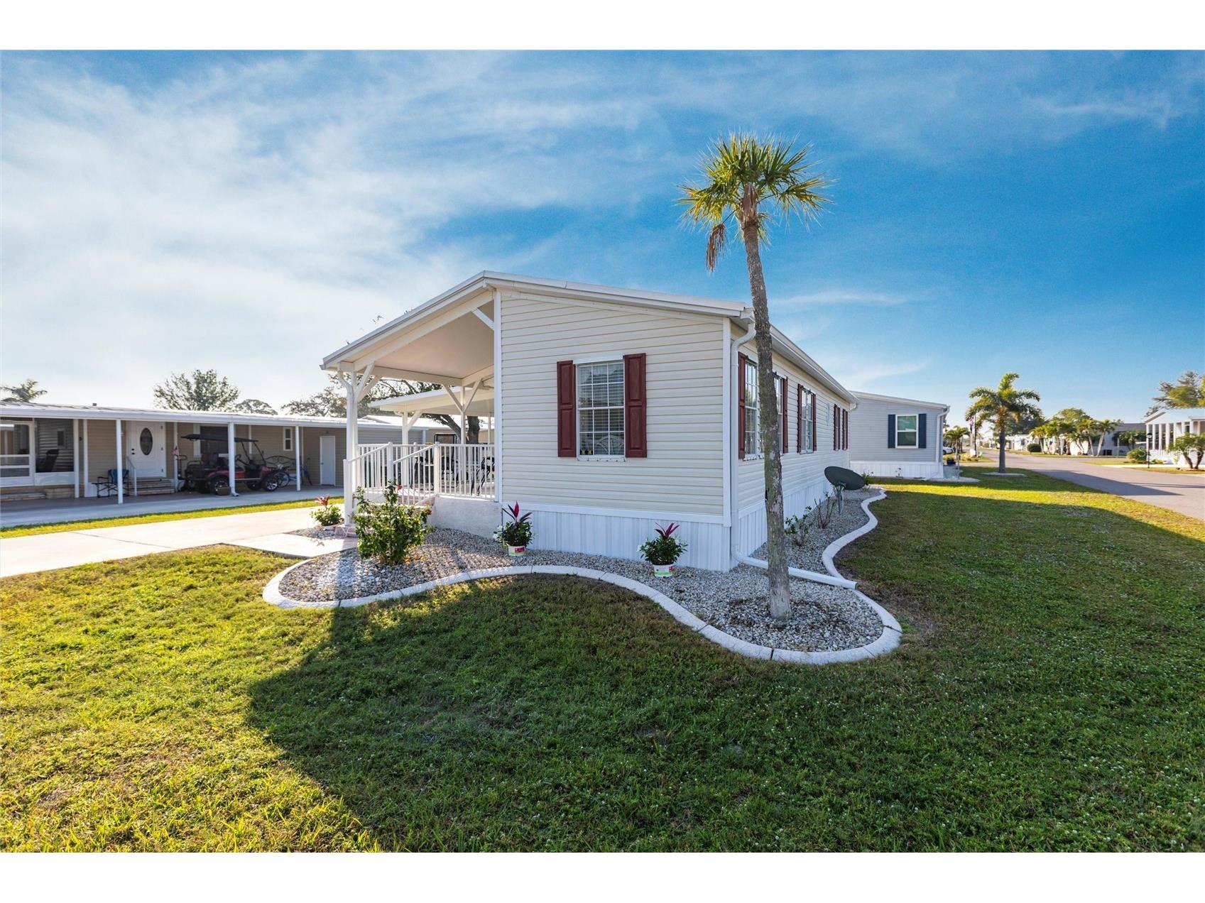 27 N Manatee Loop Punta Gorda FL 33950 C7520024 image3