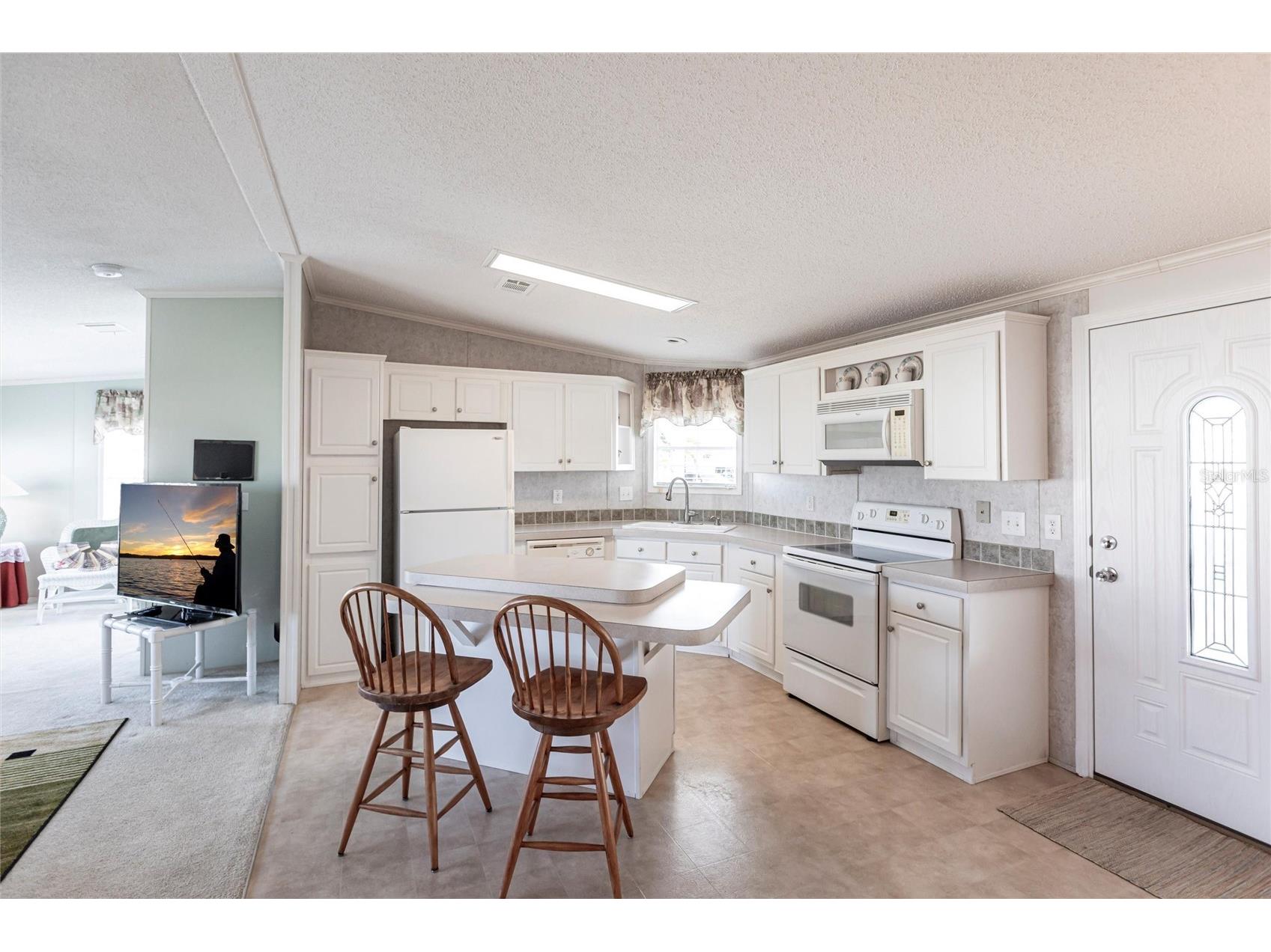 27 N Manatee Loop Punta Gorda FL 33950 C7520024 image9