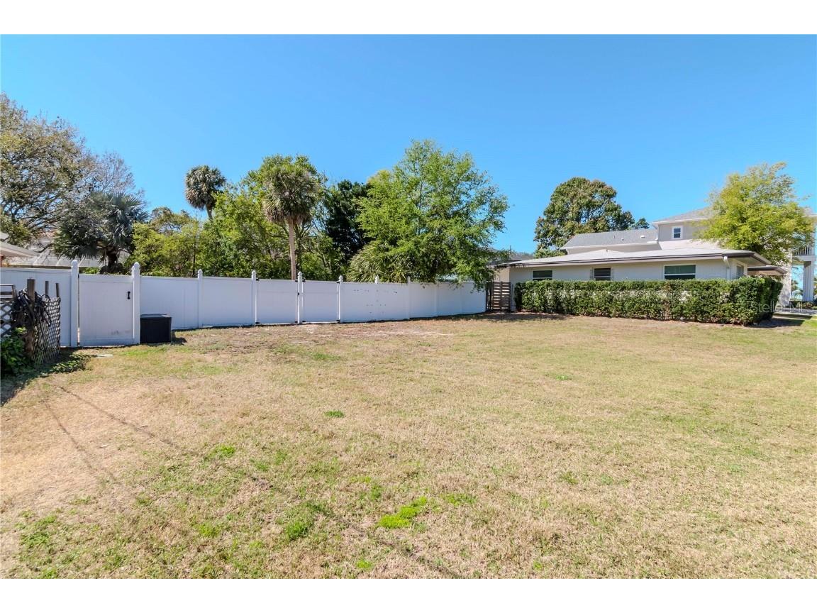 27 Park Avenue Tarpon Springs FL 34689 TB8433293 image11