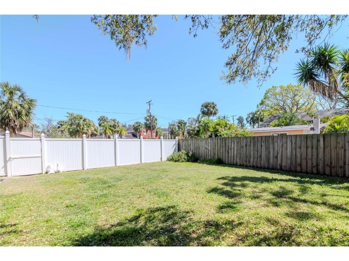 27 Park Avenue Tarpon Springs FL 34689 TB8433293 image12