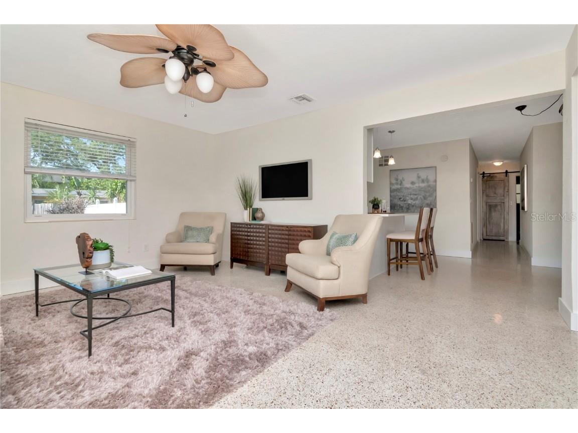 27 Park Avenue Tarpon Springs FL 34689 TB8433293 image16