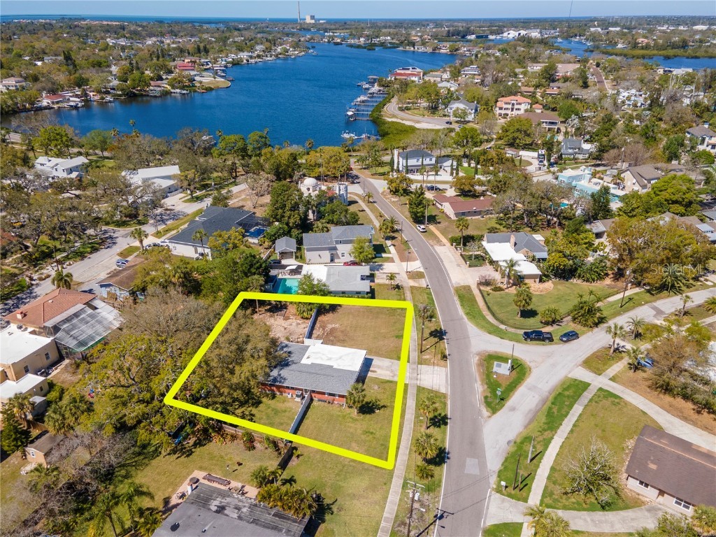 27 Park Avenue Tarpon Springs FL 34689 TB8433293 image19