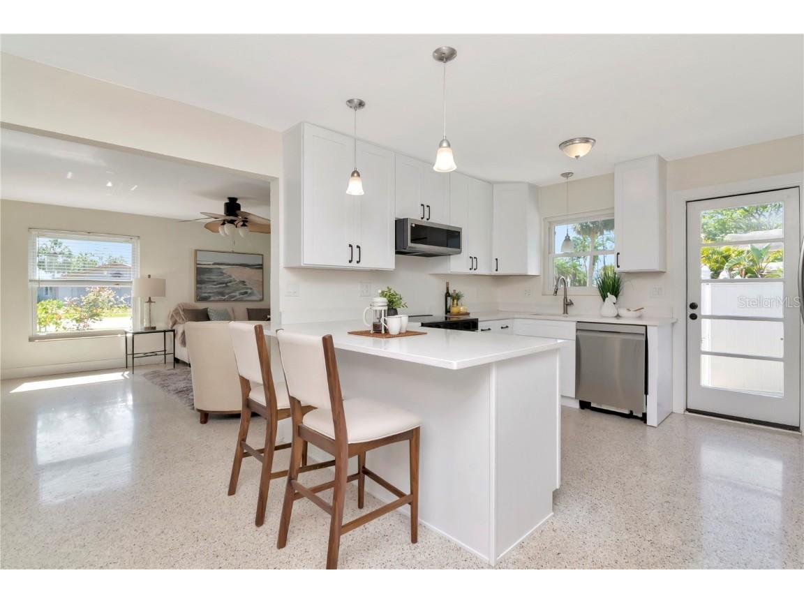 27 Park Avenue Tarpon Springs FL 34689 TB8433293 image26