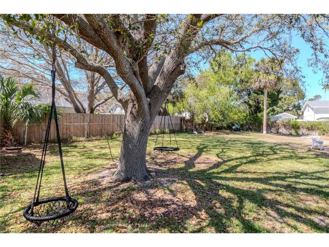 27 Park Avenue Tarpon Springs FL 34689 TB8433293 image48