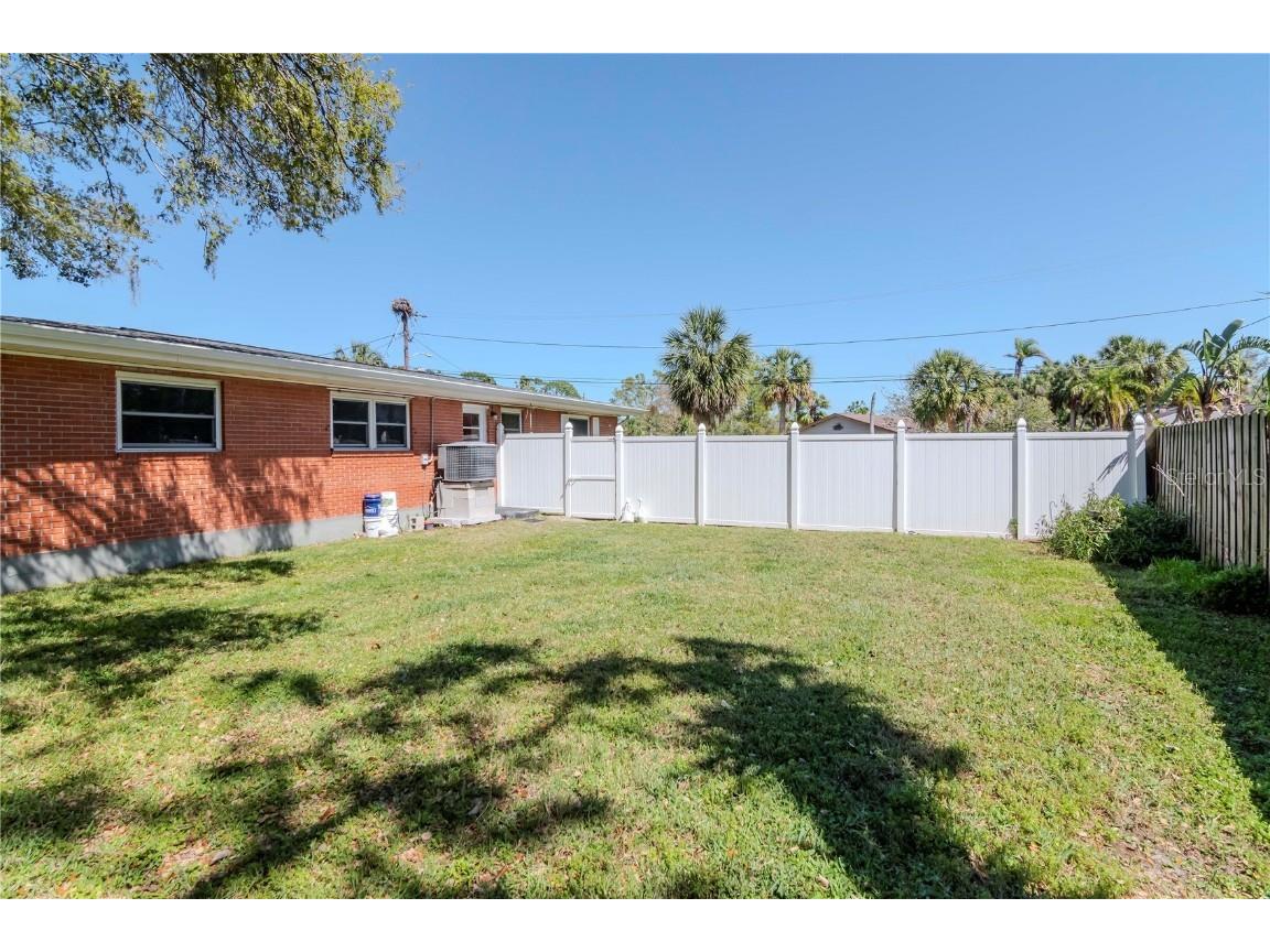 27 Park Avenue Tarpon Springs FL 34689 TB8433293 image50