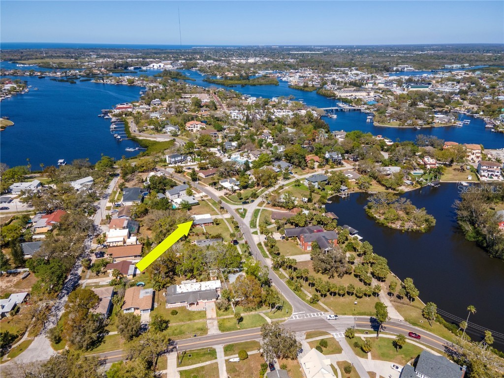 27 Park Avenue Tarpon Springs FL 34689 TB8433293 image55