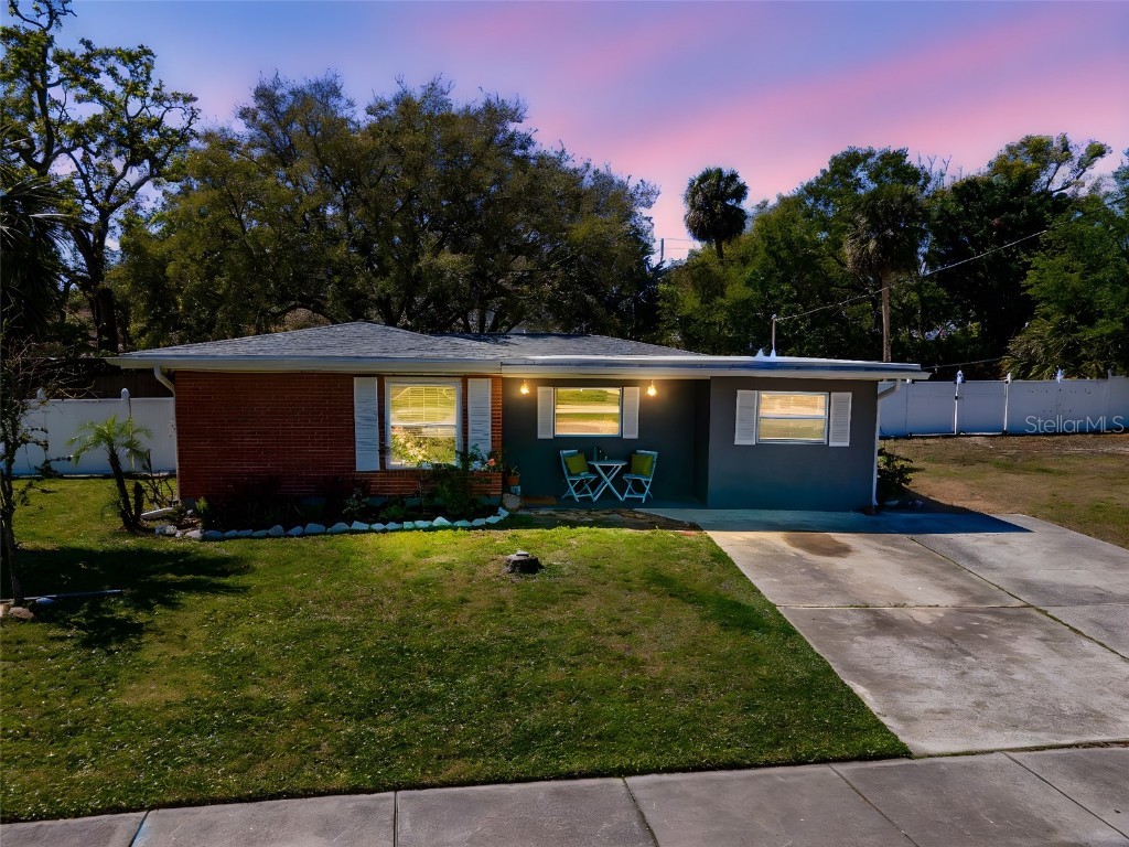 27 Park Avenue Tarpon Springs FL 34689 TB8433293 image9