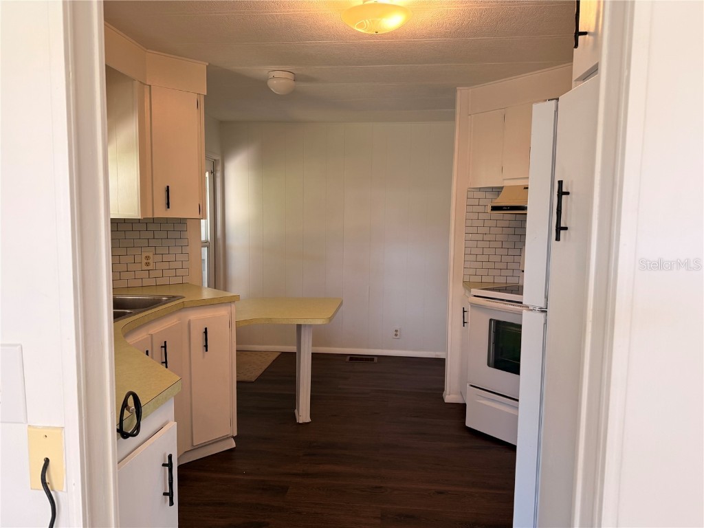 27 S Bobwhite Road Wildwood FL 34785 G5103793 image10