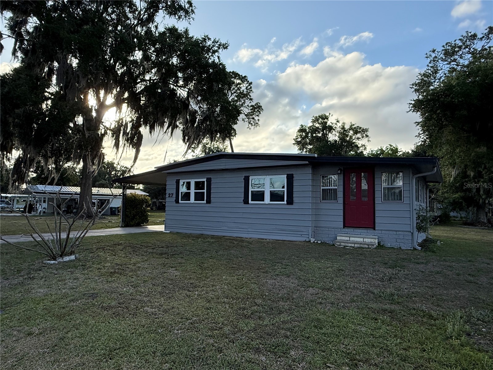27 S Bobwhite Road Wildwood FL 34785 - LAKE OKAHUMPKA G5111700 image2