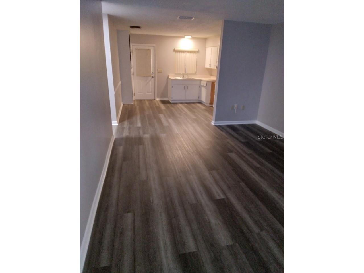 27 W Raymond Street Avon Park FL 33825 TB8516149 image2