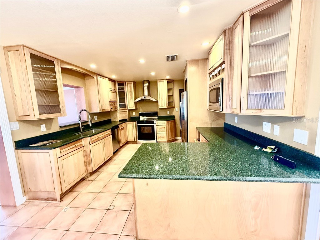 270 Belaire Court Punta Gorda FL 33950 TB8439672 image3