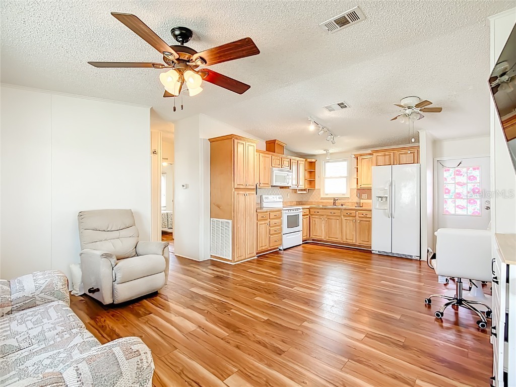 270 Big Pine Avenue N Frostproof FL 33843 TB8439213 image13