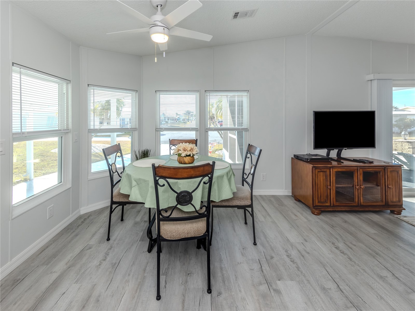 270 Captains Court North Port FL 34287 N6142628 image8