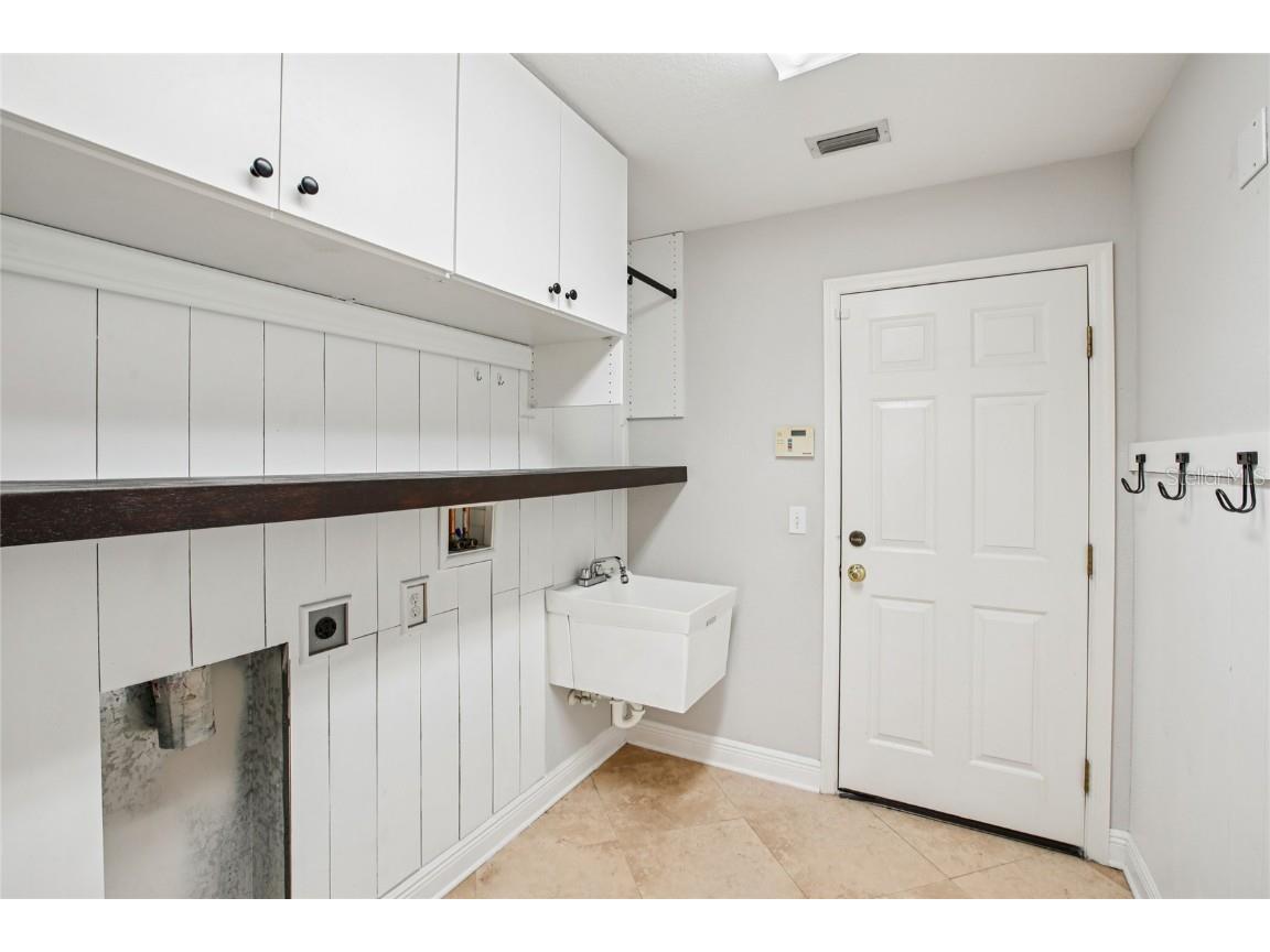 270 Cleveland Avenue Largo FL 33770 TB8443344 image17