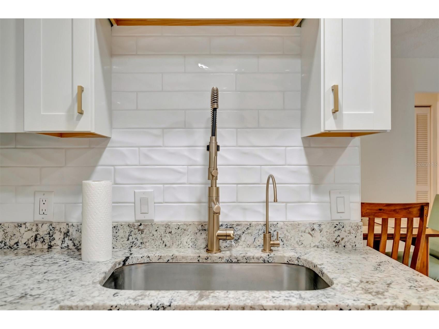 270 Dragon Road Venice FL 34293 A4688866 image25