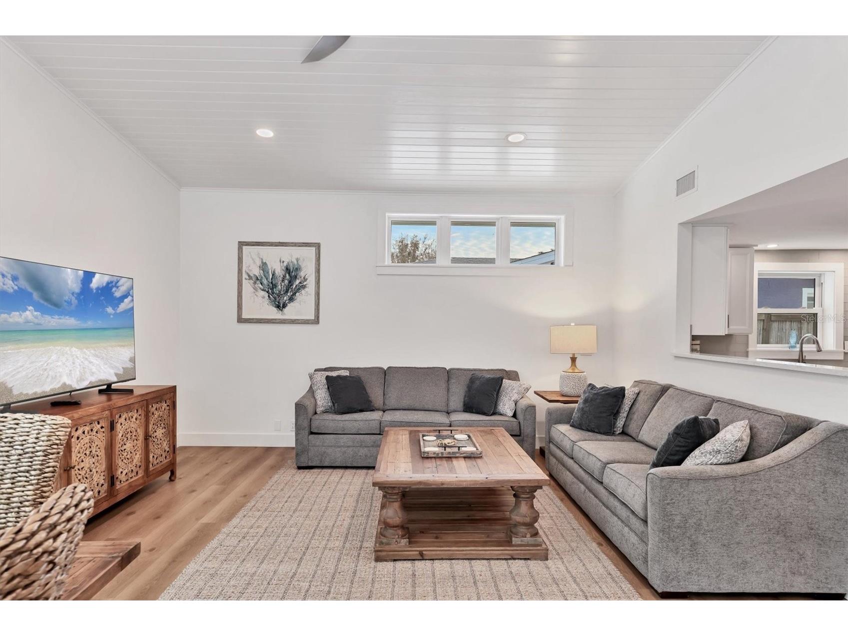270 Gladiolus Street Anna Maria FL 34216 A4682093 image12