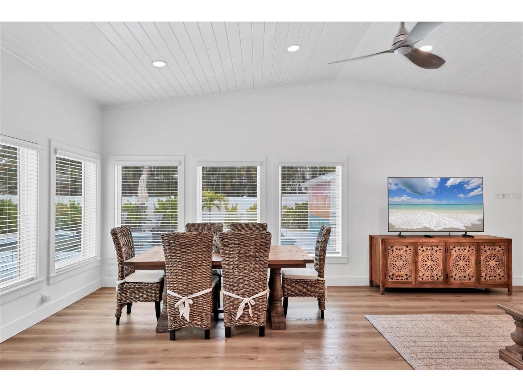 270 Gladiolus Street Anna Maria FL 34216 A4682093 image19
