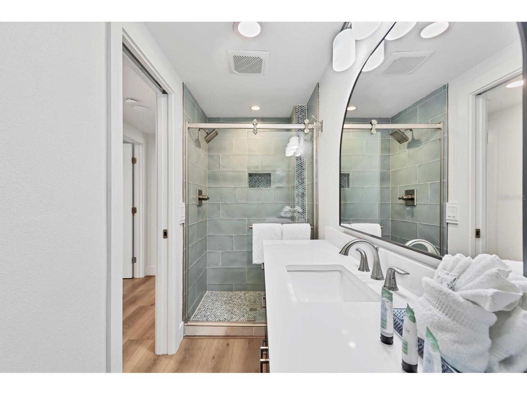 270 Gladiolus Street Anna Maria FL 34216 A4682093 image38