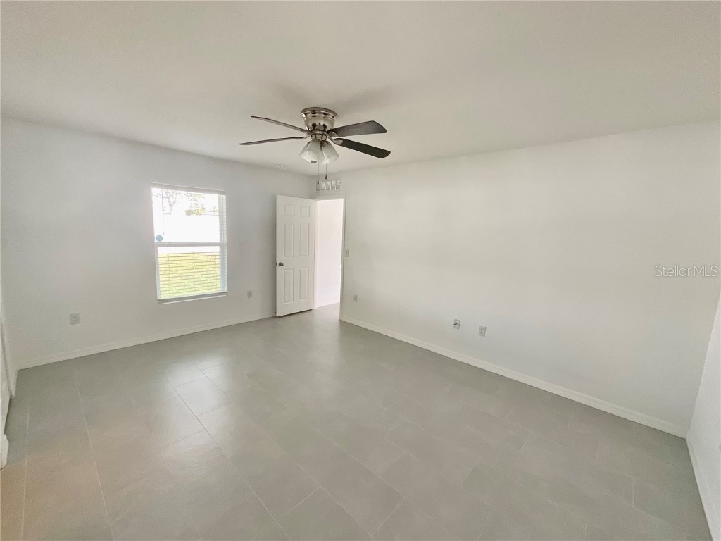 270 Hyacinth Poinciana FL 34758 S5137137 image3