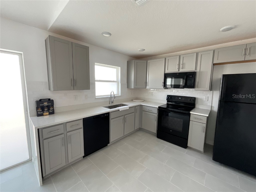 270 Hyacinth Poinciana FL 34758 S5137137 image8