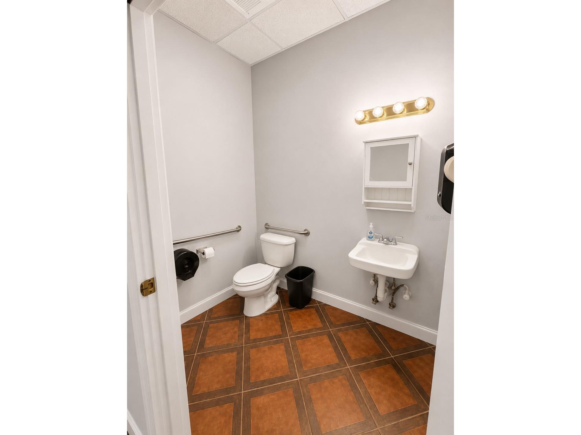 270 NW Peacock Boulevard #104 Saint Lucie West FL 34986 O6425513 image6