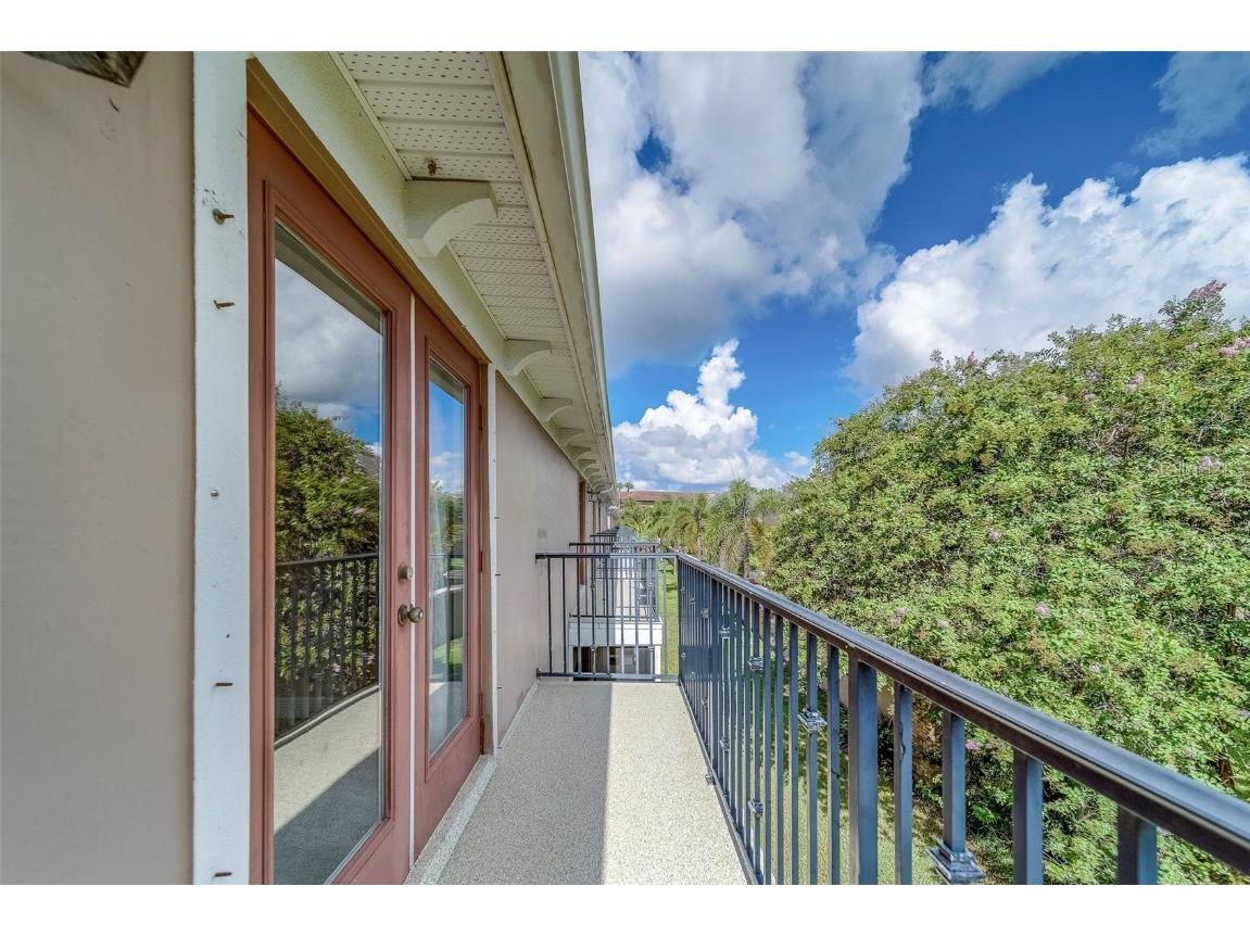 270 Valencia Circle Saint Petersburg FL 33716 TB8417828 image32