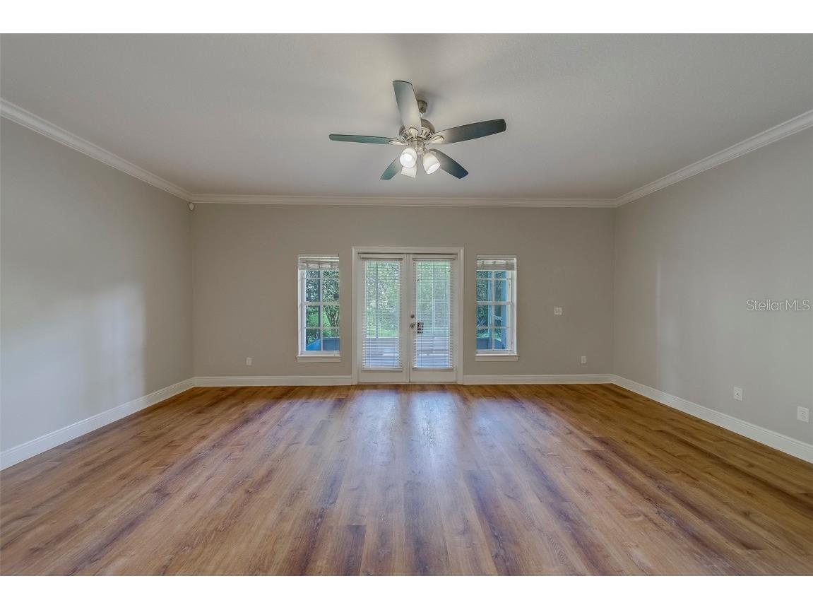 270 Valencia Circle Saint Petersburg FL 33716 TB8417828 image4