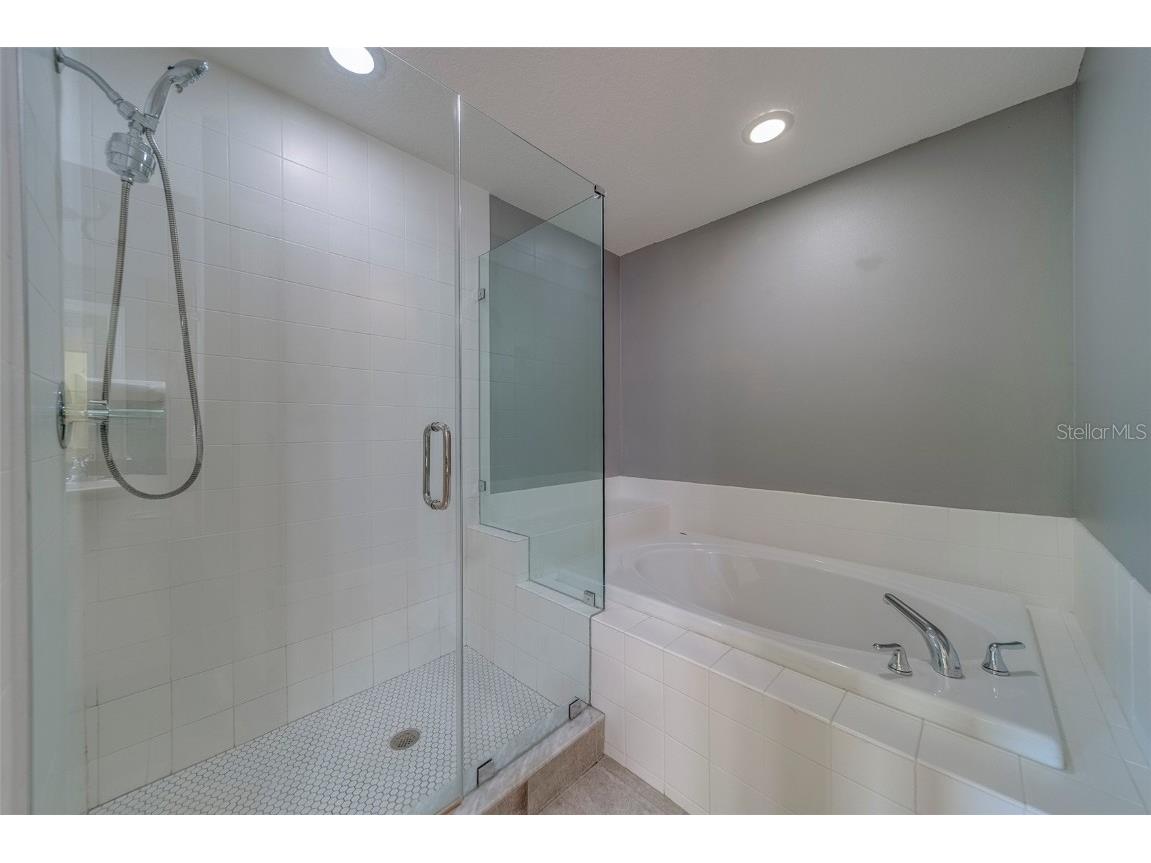 270 Valencia Circle Saint Petersburg FL 33716 TB8451739 image38