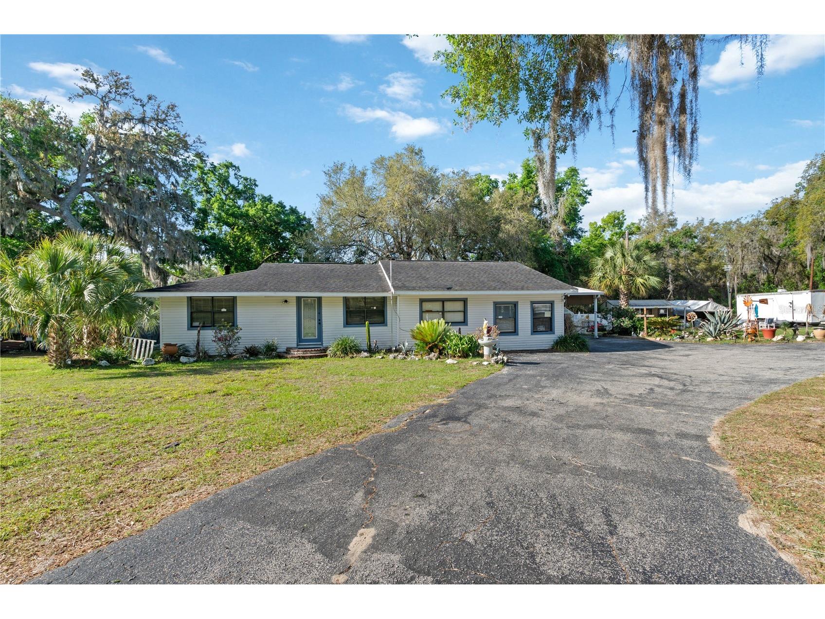 270 W Mcclendon Street Lady Lake FL 32159 G5110357 image4