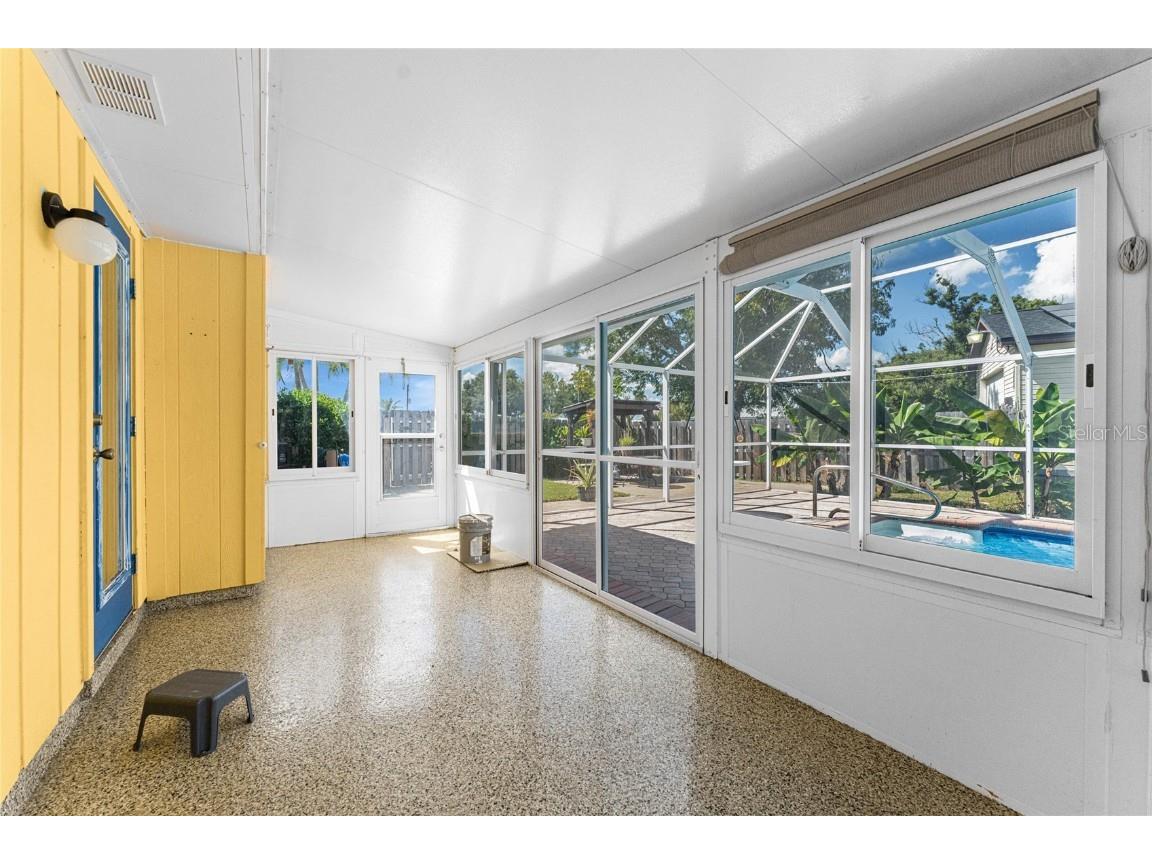 270 W Tarpon Boulevard NW Port Charlotte FL 33952 C7516058 image24