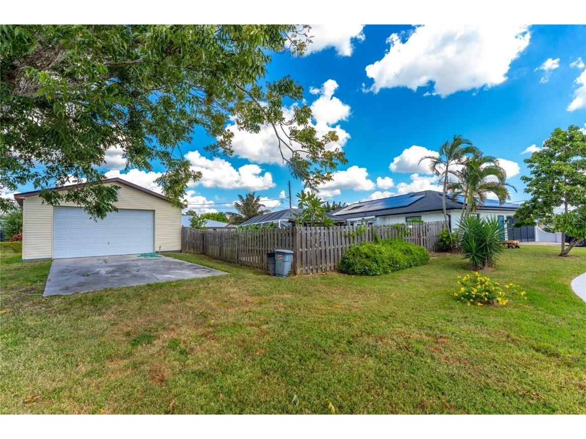 270 W Tarpon Boulevard NW Port Charlotte FL 33952 C7516058 image57