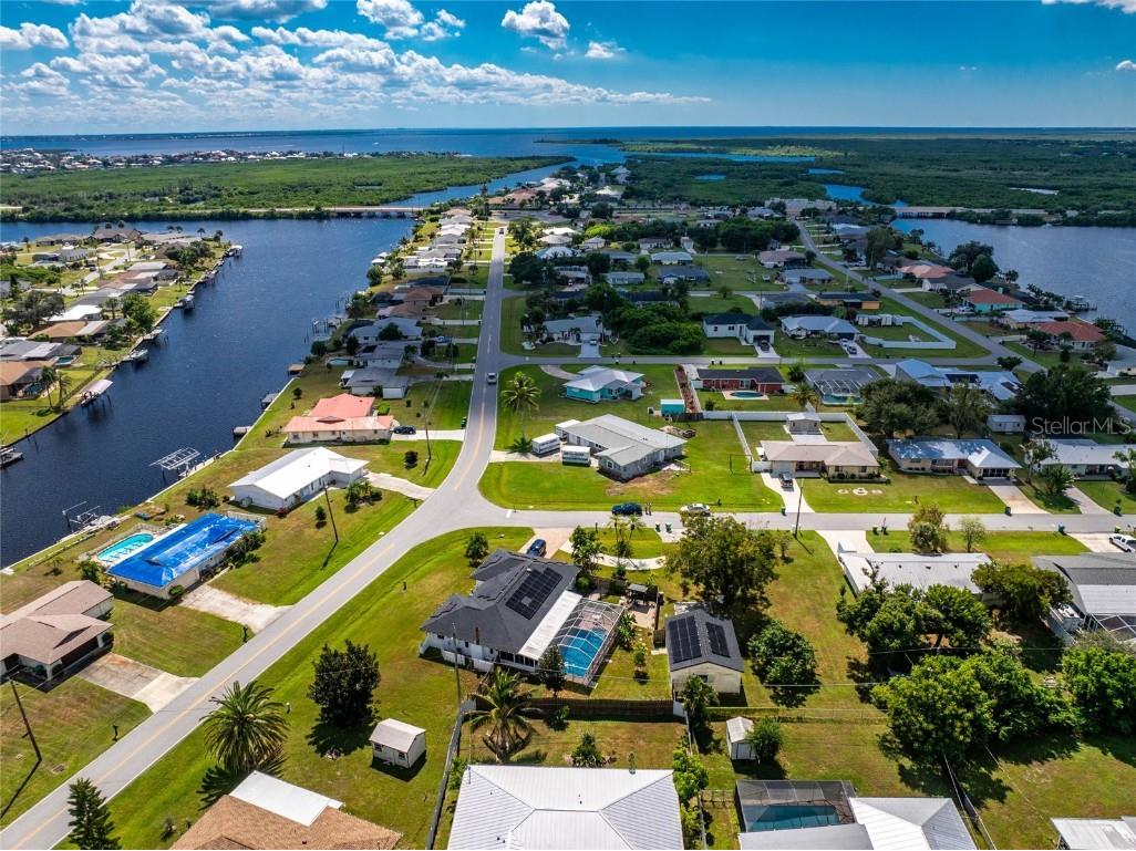 270 W Tarpon Boulevard NW Port Charlotte FL 33952 C7516058 image88