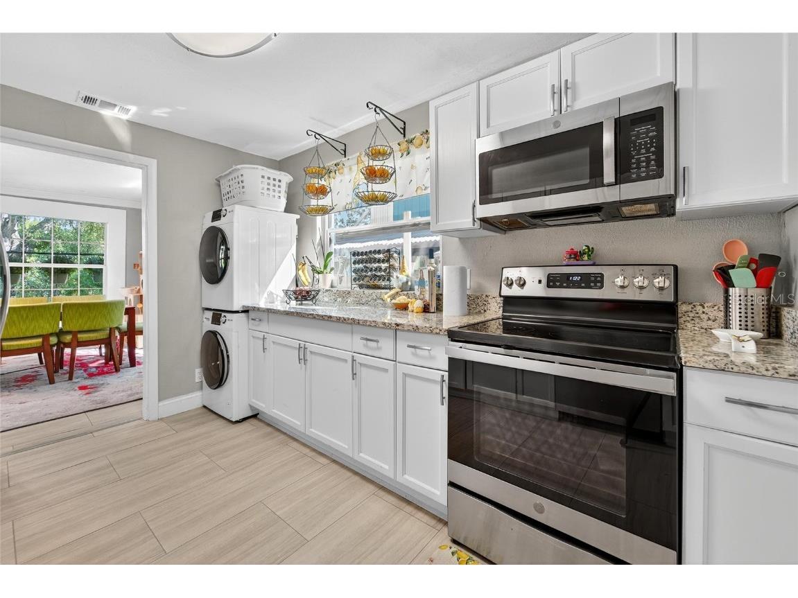 2700 25th Avenue N Saint Petersburg FL 33713 TB8437797 image11