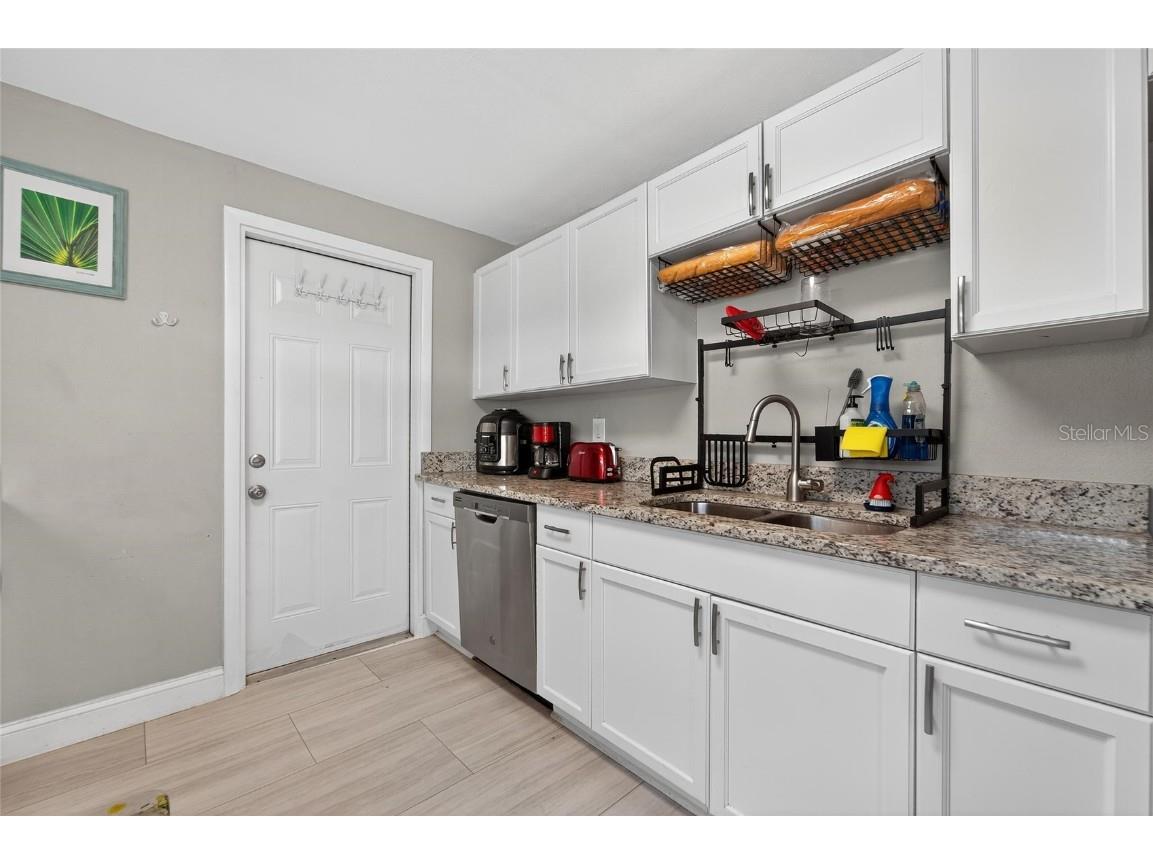 2700 25th Avenue N Saint Petersburg FL 33713 TB8437797 image13